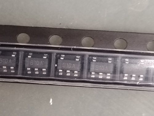 BM0834D（丝印B1DA）单通道双驱MOS管9V栅极驱动芯片